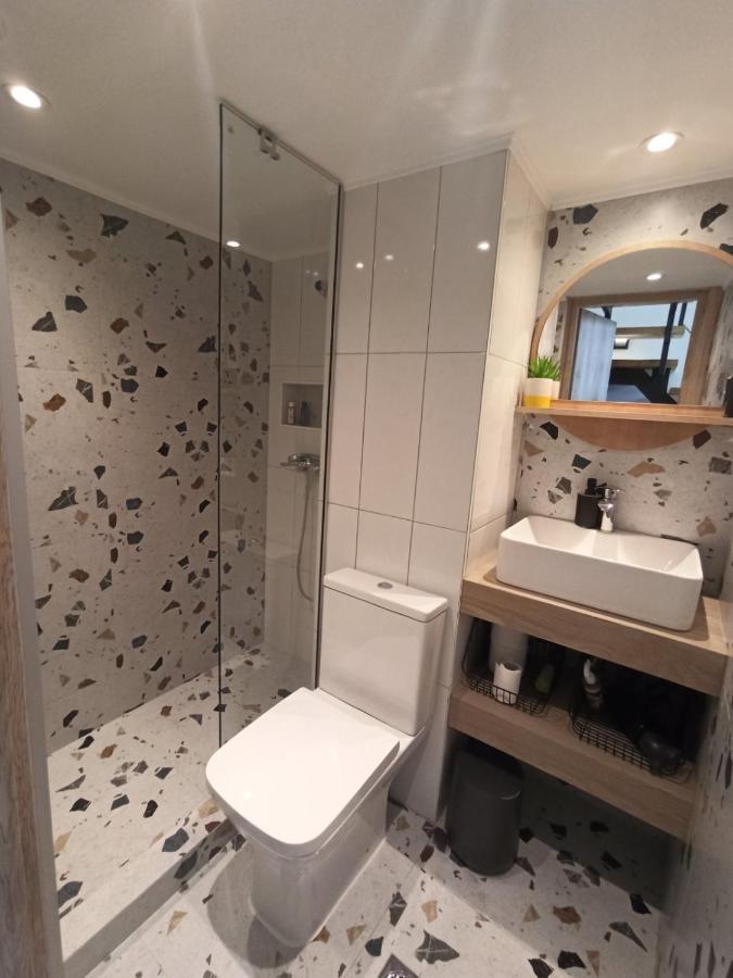 Center Loft With Private Parking Apartment