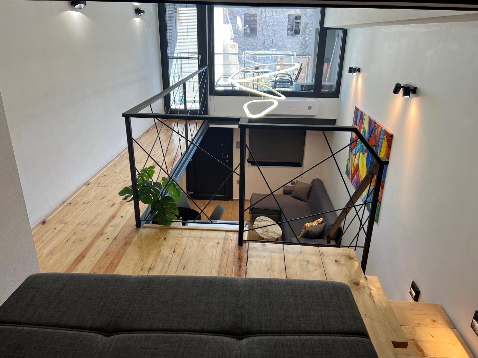 Center Loft With Private Parking Apartment *