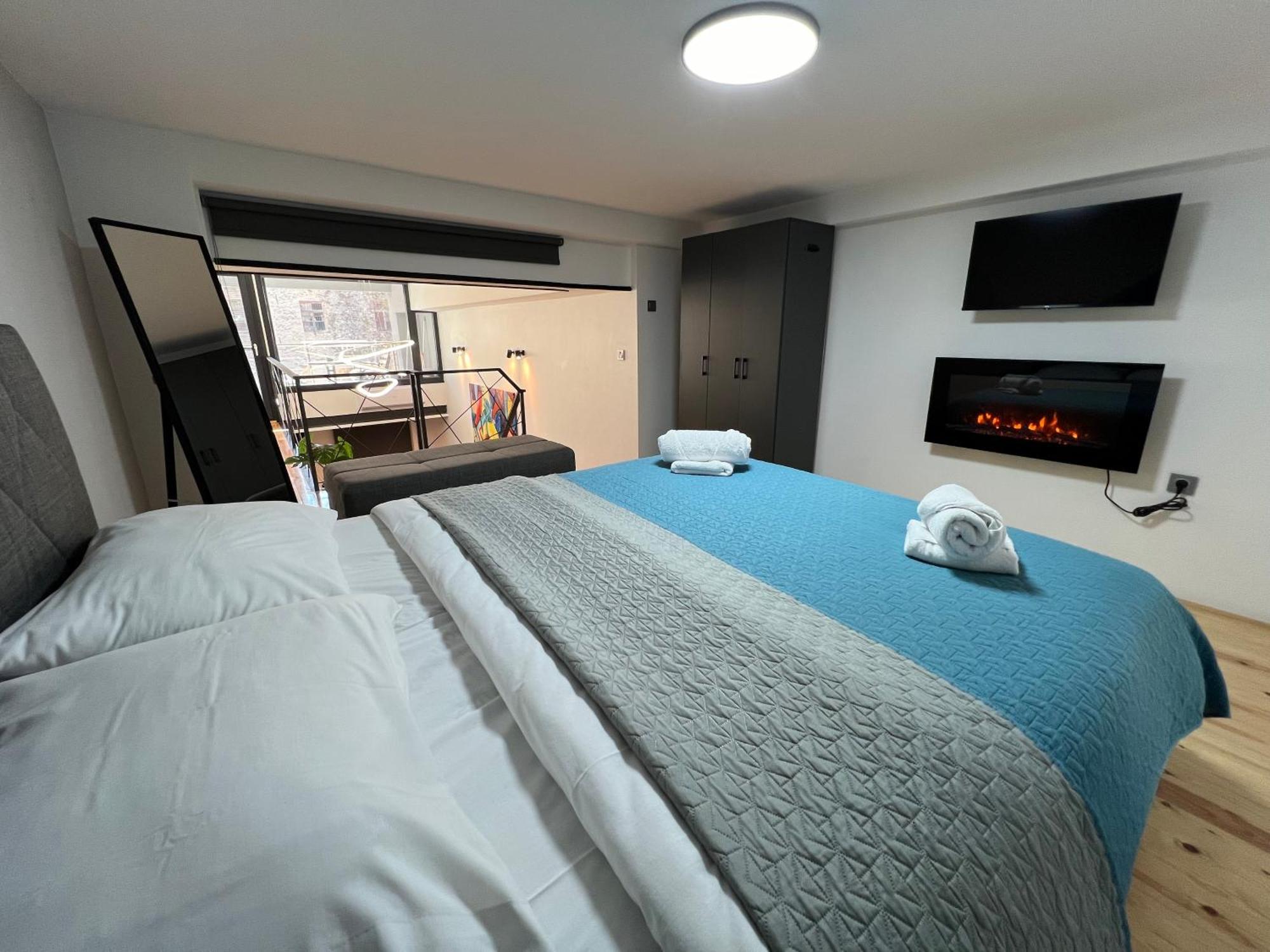 Center Loft With Private Parking Apartment Kavala