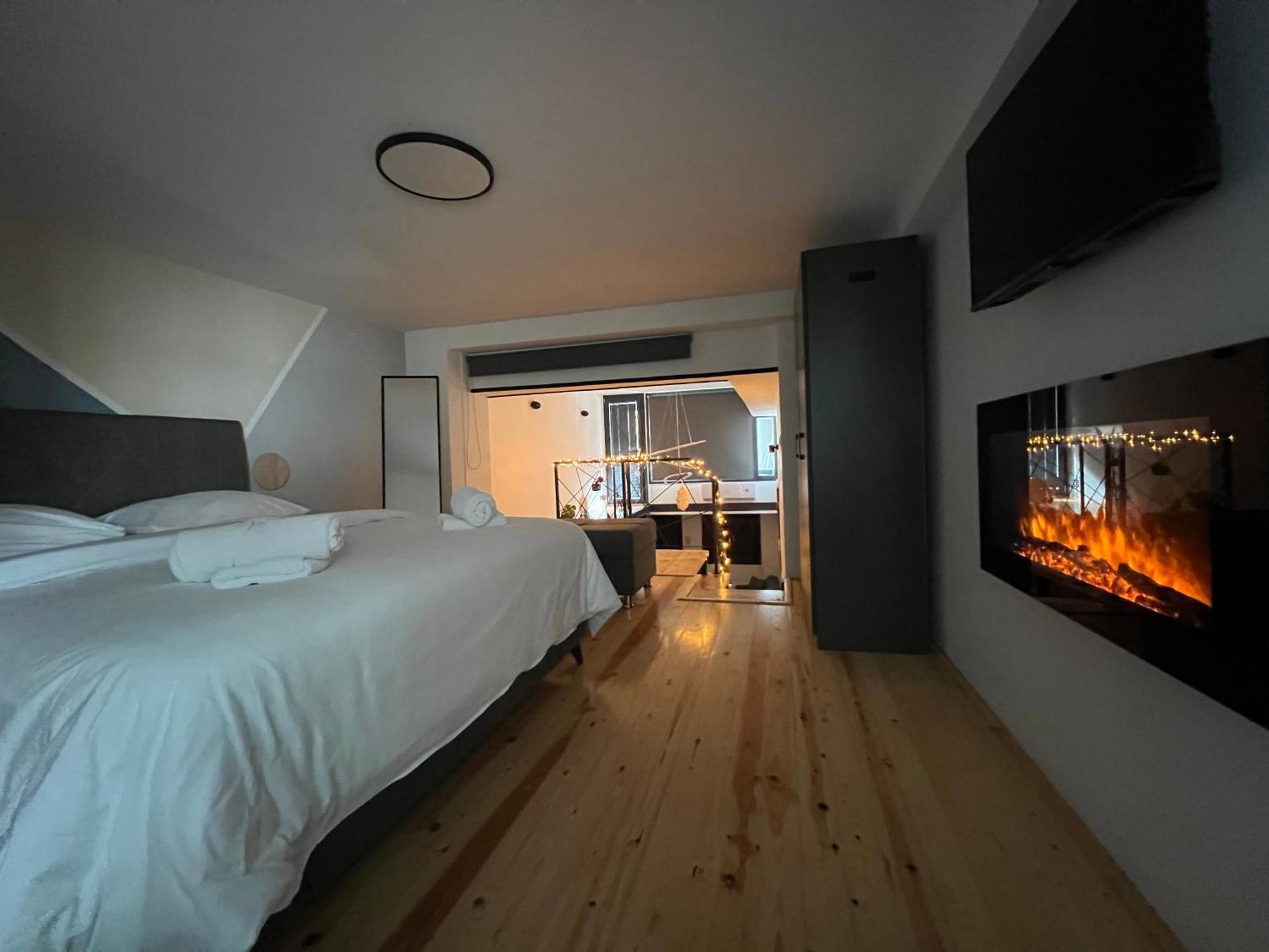 Center Loft With Private Parking Apartment Kavala